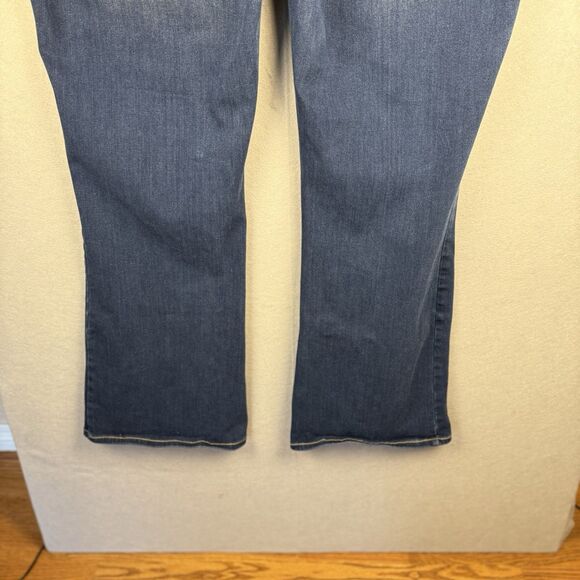 Betabrand Jeans Womens 2XL Tall/Long Blue Denim Pull On Bootcut Flare Stretch - Picture 8 of 8